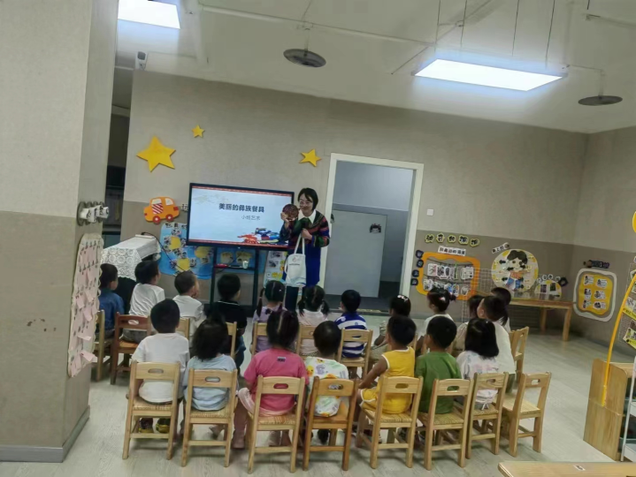 四川越西：她们让乡村旧貌换BB电子 BB电子的游戏新颜(图4)