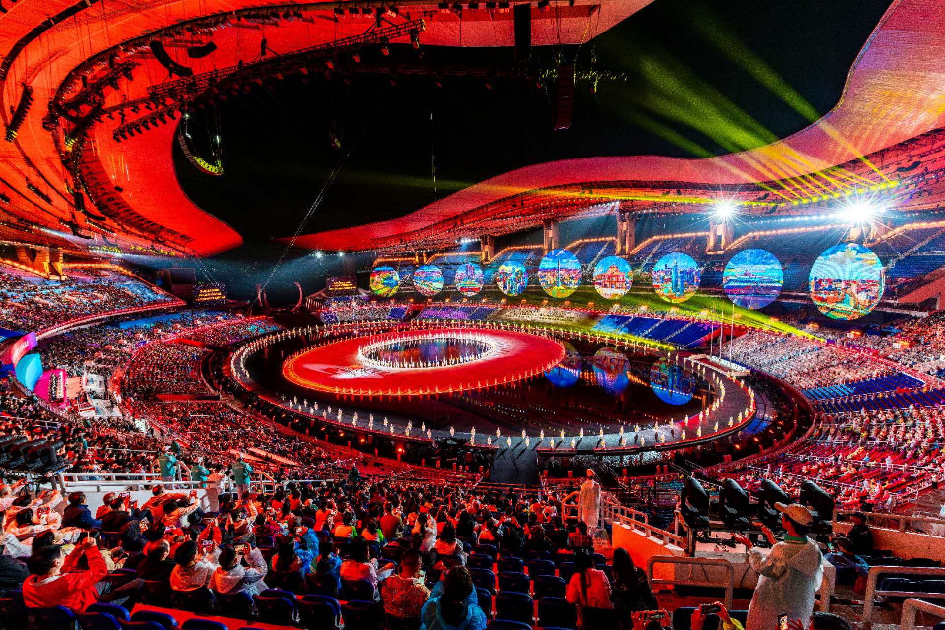 西甲联赛免费高清直播＋实时赛程积分榜＋竞彩预测全覆盖（2025赛季）西甲第13轮赛程时间安排：皇马11月12日04：00主场对阵瓦伦西亚