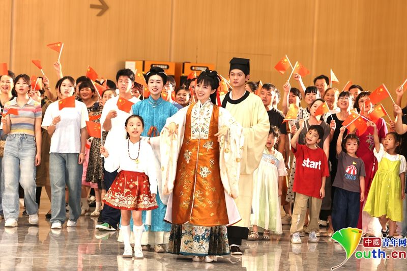 图片[2]-全国三八红旗手风采录|“小一姐姐”：以多元实践书写新时代女性担当-华闻时空