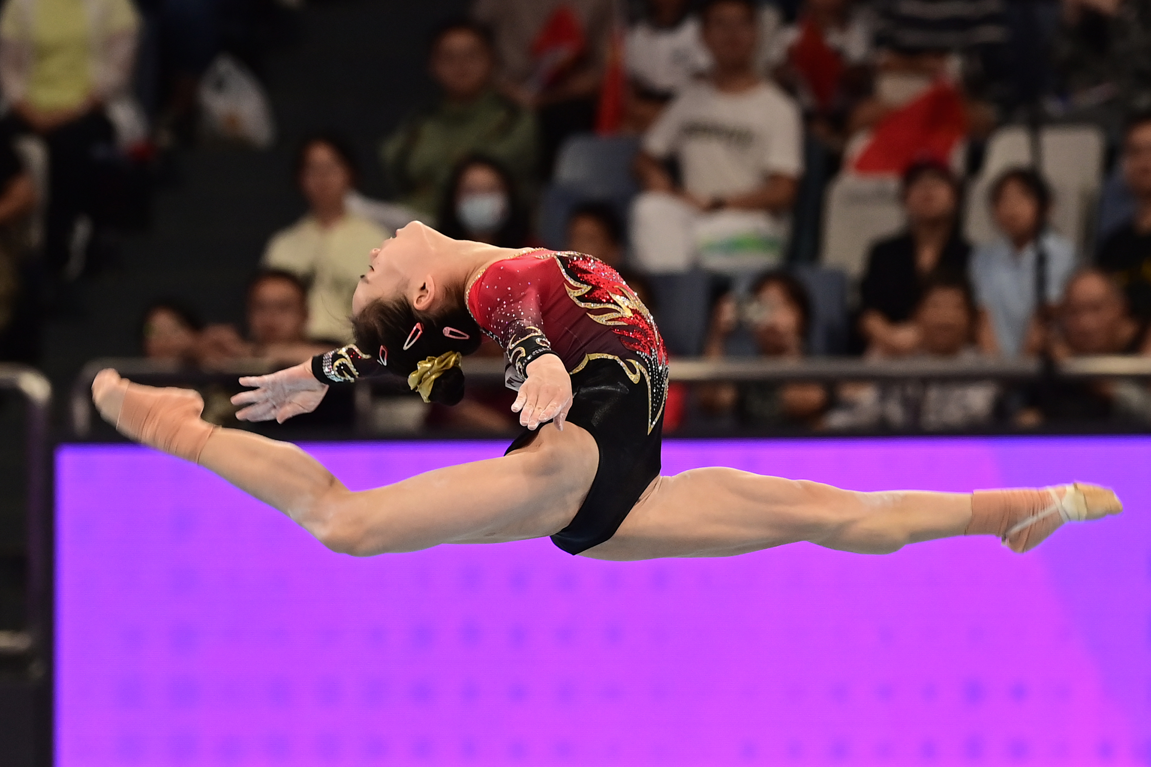 杭州亚运会竞技体操女子团体决赛中国队夺冠